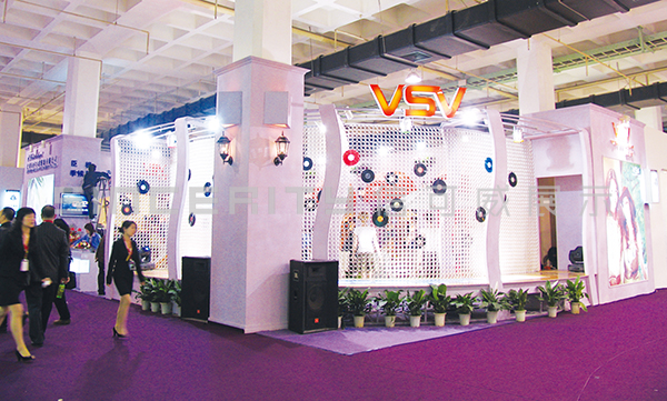 vsv服裝展展臺(tái)設(shè)計(jì)現(xiàn)場(chǎng)圖