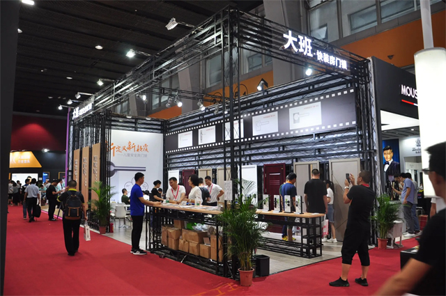 展覽環(huán)境，cr網(wǎng)絡