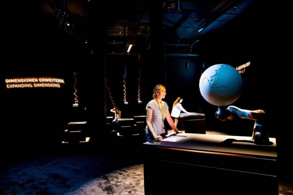 機器人企業(yè)展廳設計案例