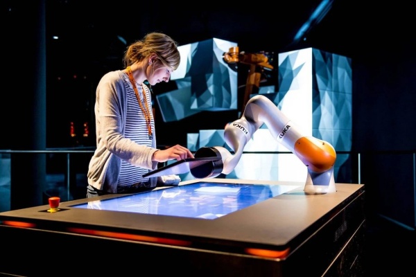 機器人企業(yè)展廳設計案例