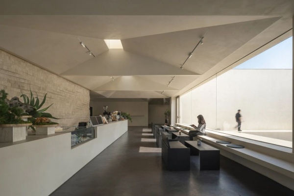 展廳設(shè)計(jì) | 山下有松空間