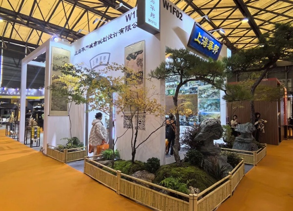 展會搭建合同屬于建設工程合同嗎？