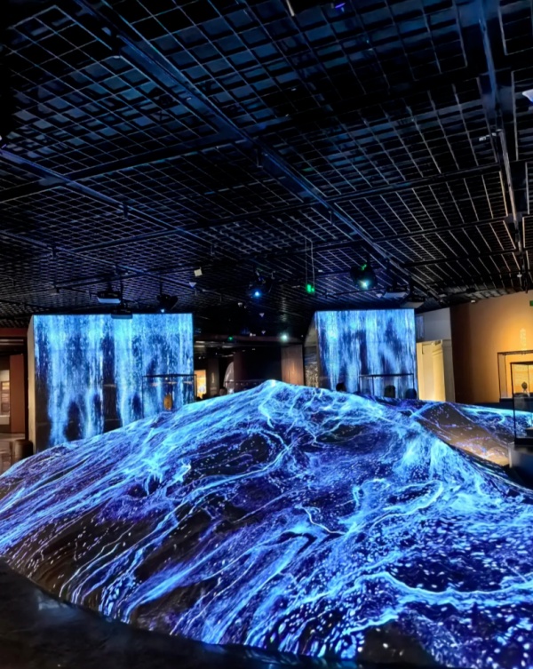 耗資9億的寧波彌勒數(shù)字博物館！年輕人在這里拜佛許愿?。?！