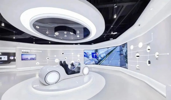 移遠科技展廳：解鎖萬物互聯(lián)的未來秘境