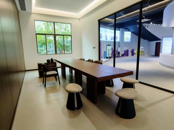 新工業(yè)風(fēng)產(chǎn)品展廳設(shè)計