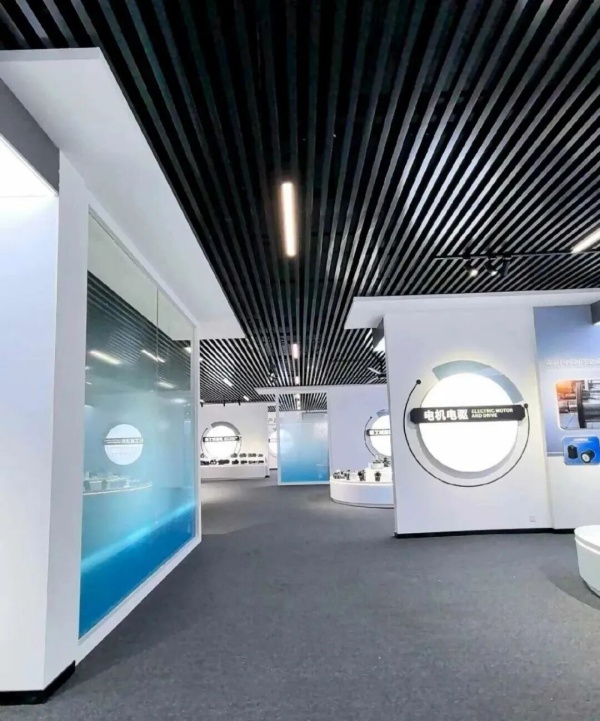 萬鑫精工企業(yè)展廳設計