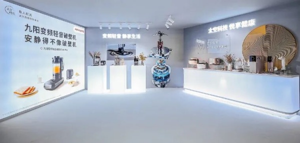 沉浸式環形發光歷程墻展廳設計
